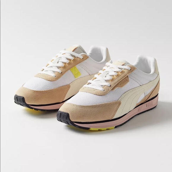Puma Low Rider Infuse Women’s Sneaker - Picture 3 of 7
